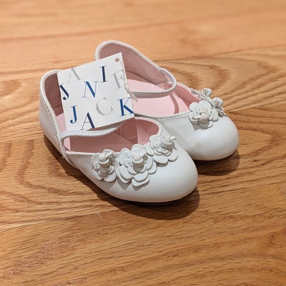Janie and Jack Other - NWT Janie and Jack White Ballet Flats Sz 5